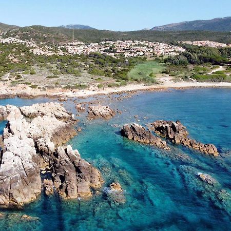 Gli Oleandri Di Calarossa - 5M Walk To The Beach イーゾラ・ロッサ エクステリア 写真