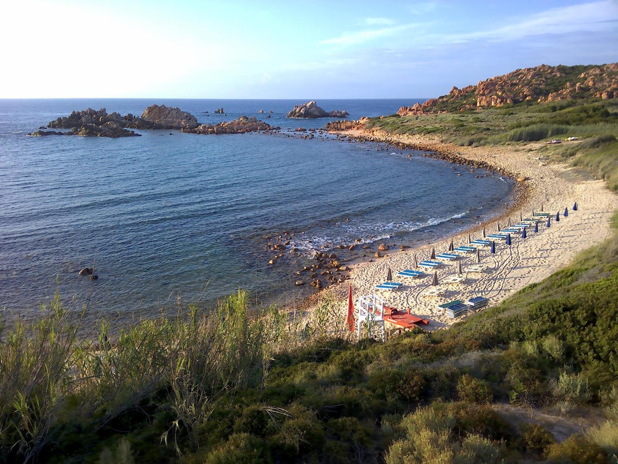 Gli Oleandri Di Calarossa - 5M Walk To The Beach イーゾラ・ロッサ エクステリア 写真